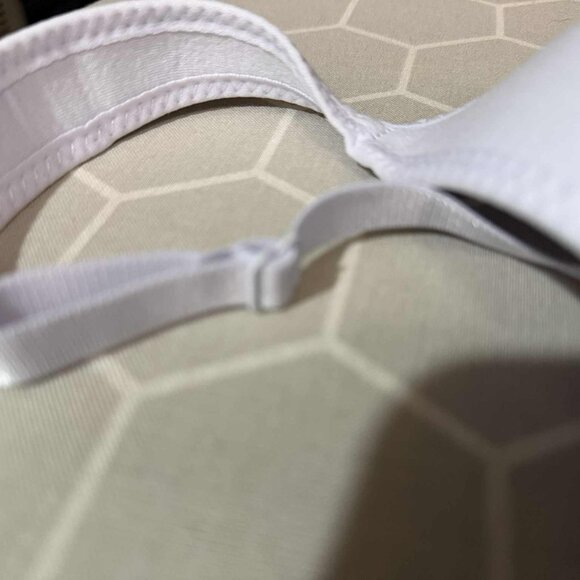 TWO NWOT Zone Pro Sports Bras - Grey and White, SIZE LARGE - Picture 5 of 9